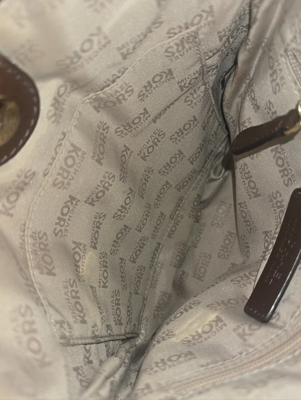 Michael Kors Jet Set Bag